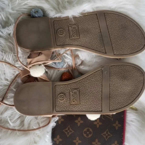 Sam Edelman Strap Poms Poms Sandals - Picture 3 of 5